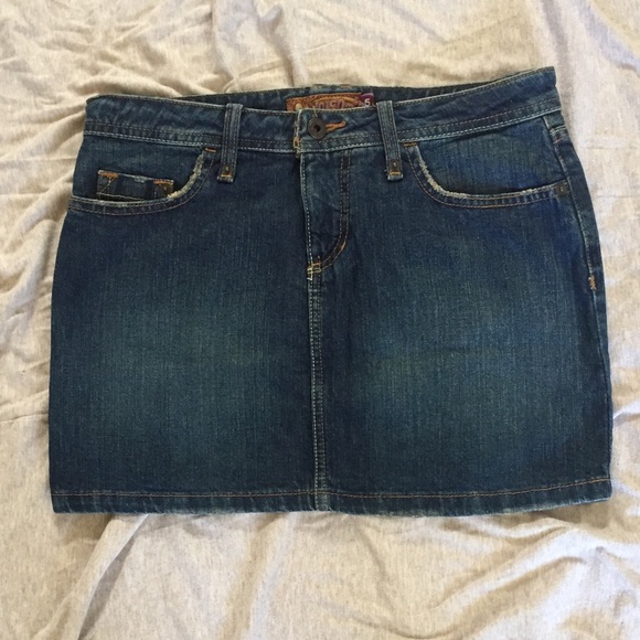 VOLCOM lady/junior jeans shorts - Picture 3 of 8